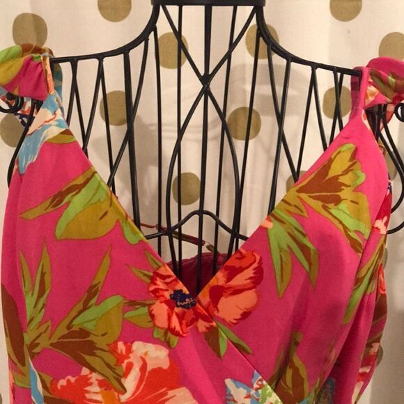 NWT GB Pink Floral Ruffle Wrap Dress - Size XL Jr - Picture 5 of 7